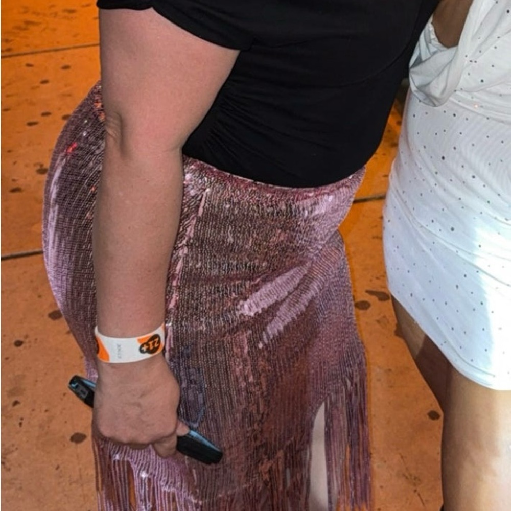 Chic Pink Fringe Midi Skirt